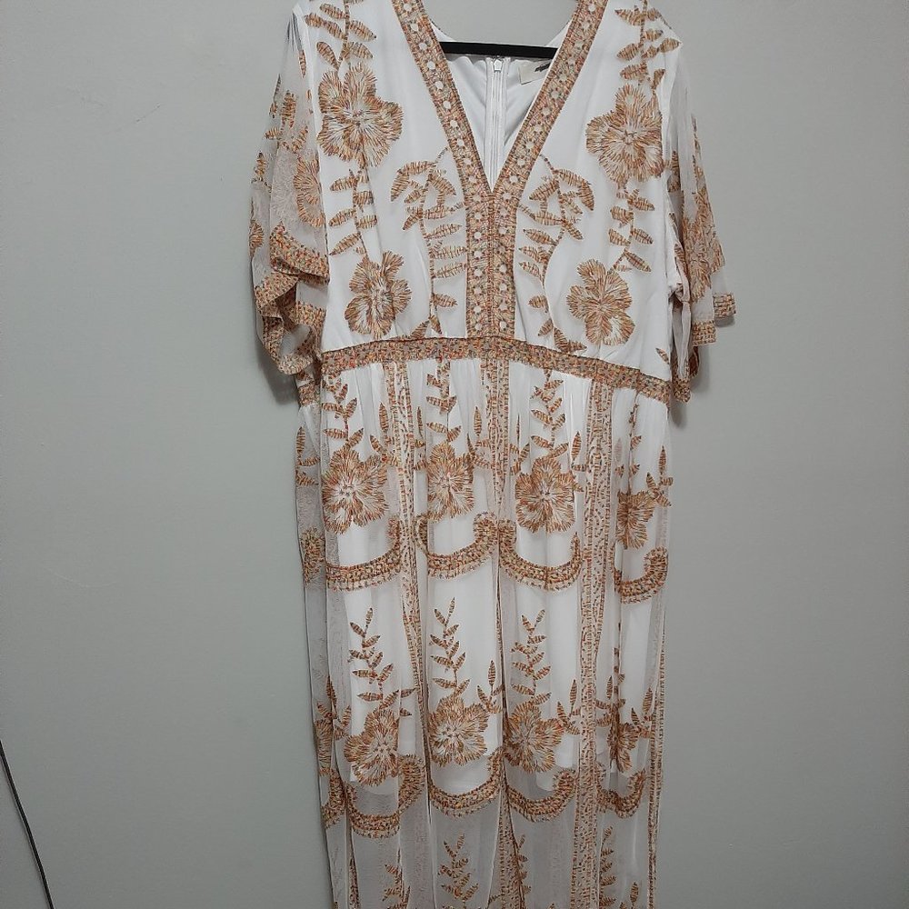 A'Beautiful Soul Maxi Embroidery Dress Size C